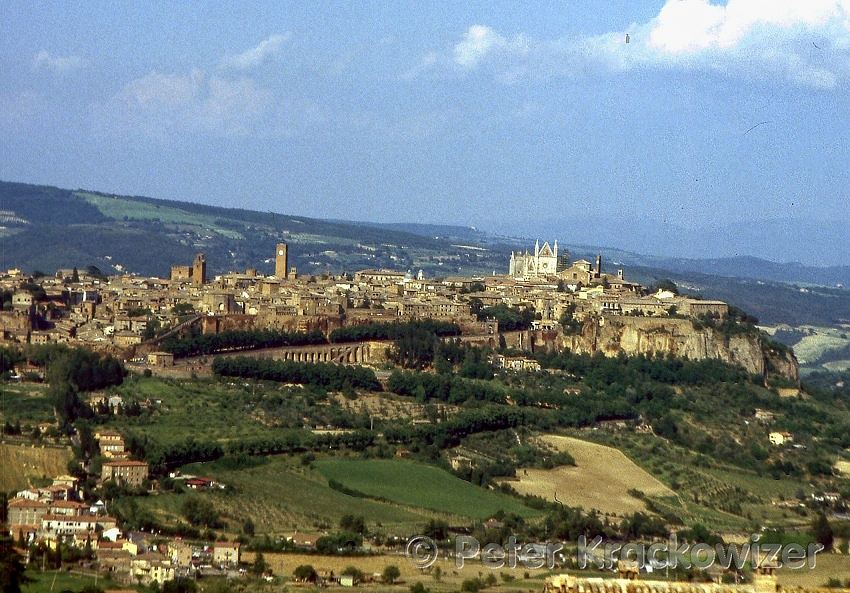 Blick auf Orvieto in Umbrien, Aufnahme Anfang der 2000er-Jahre